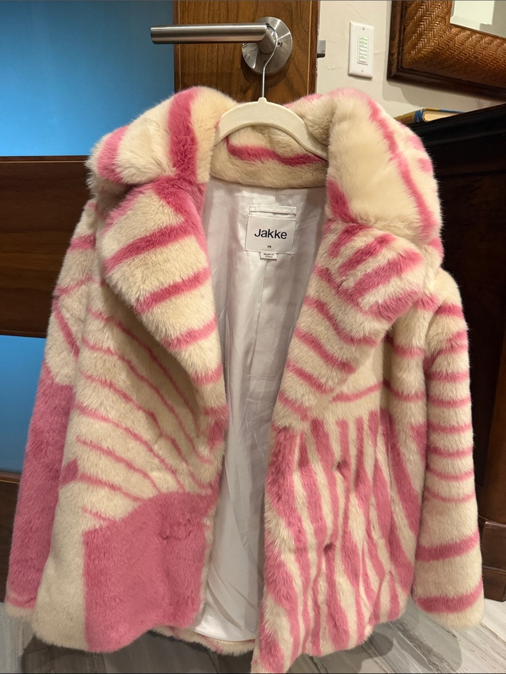 Jakke Pink & Cream Striped Faux Fur Teddy Jacket